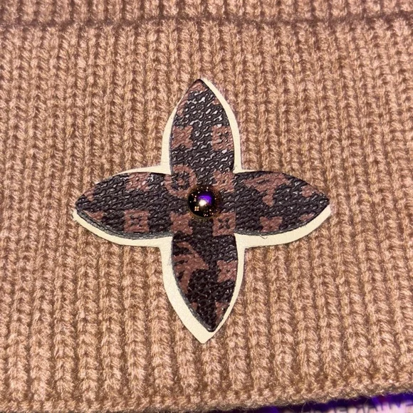 Louis Vuitton Tan Knit Hat - Picture 2 of 3